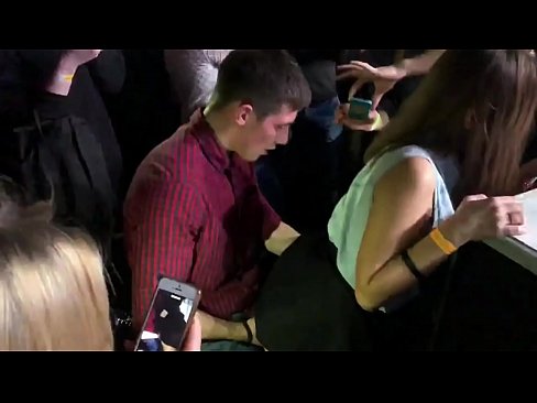 ❤️ Sexo real en una discoteca rusa. Chica rusa de 18 años en el ano y la vagina follada en un club nocturno ☑ Porno vk en es.tuberxxx.ru ❌️❤️❤️❤️❤️❤️❤️❤️